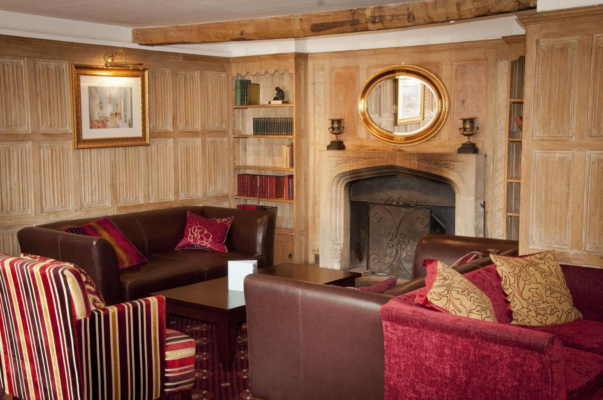Ghyll Manor Country Hotel Horsham Bagian luar foto