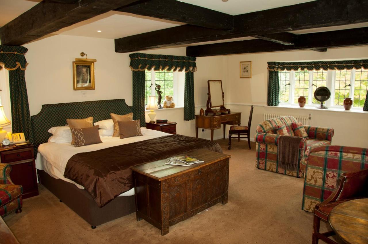 Ghyll Manor Country Hotel Horsham Bagian luar foto
